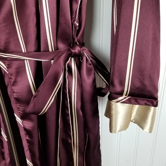 Victorias Secret Pajamas  Robe 3 Piece Set Size L/M Maxi Length Maroon & Gold - Picture 15 of 16